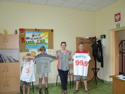 Zajęcia wakacyjne w świetlicy środowiskowej w Drogomyślu