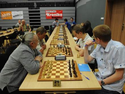 VII Otwarty Nocny Turniej Szachowy o Puchar Burmistrza Strumienia