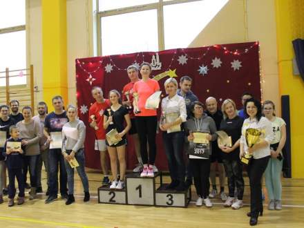 Świąteczny Amatorski Turniej Badmintona