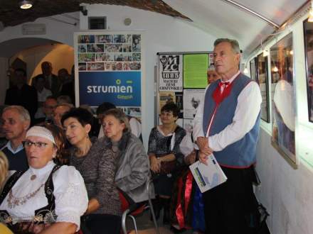 Wernisaż "Dzieje strumieńskiej Macierzy w latach 1926-2016"