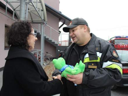 Żabka Gratka pomoże strażakom