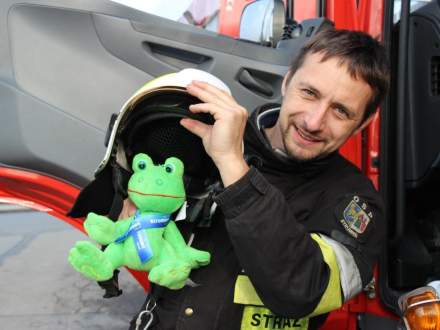 Żabka Gratka pomoże strażakom