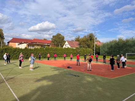 Marsz nordic walking we Vratimovie