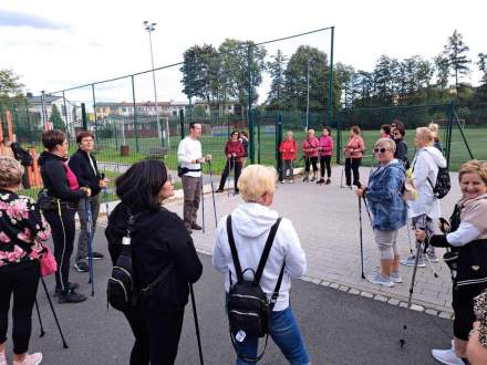 Marsz nordic walking we Vratimovie