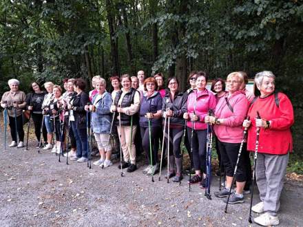 Marsz nordic walking we Vratimovie