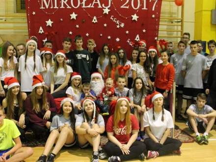 Mikołaj na Hali w Strumieniu