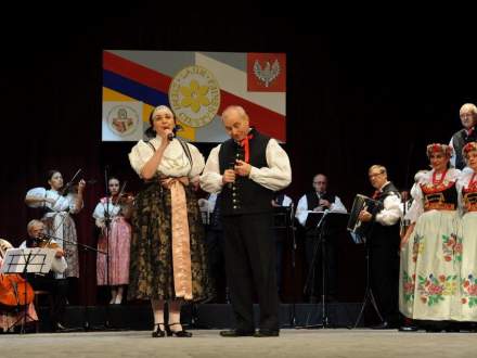 Uroczysta Sesja Samorządów Ziemi Cieszyńskiej w Teatrze im. Adama Mickiewicza w Cieszynie