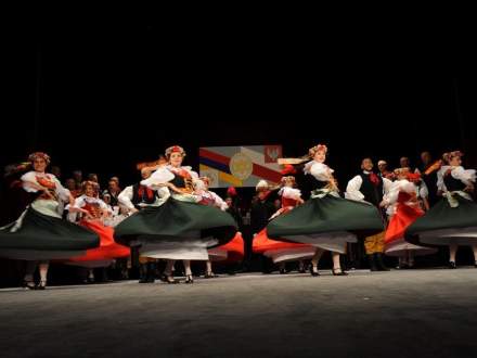 Uroczysta Sesja Samorządów Ziemi Cieszyńskiej w Teatrze im. Adama Mickiewicza w Cieszynie