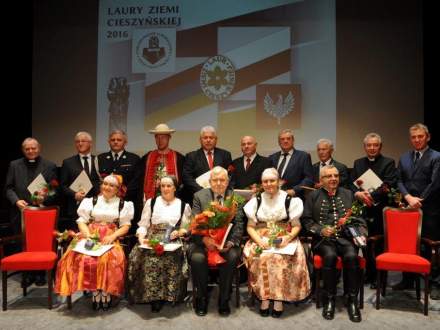 Uroczysta Sesja Samorządów Ziemi Cieszyńskiej w Teatrze im. Adama Mickiewicza w Cieszynie