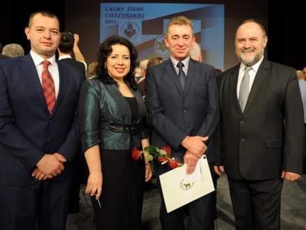 Uroczysta Sesja Samorządów Ziemi Cieszyńskiej w Teatrze im. Adama Mickiewicza w Cieszynie