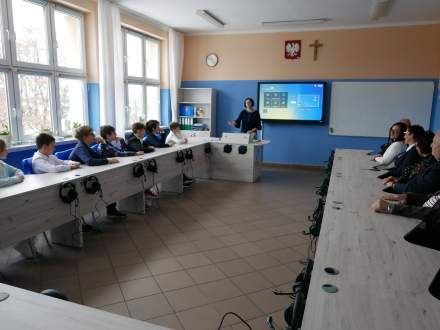 Otwarcie pracowni językowej w Strumieniu