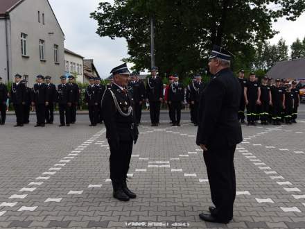 Przekazanie wozu dla OSP Pruchna fot. M.Gruszka
