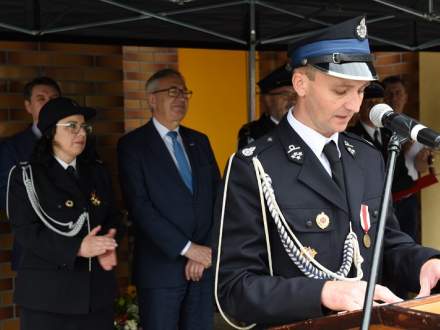 Przekazanie wozu dla OSP Pruchna fot. M.Gruszka