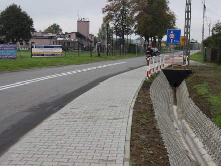 Chodnik w Bąkowie już gotowy