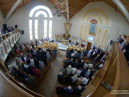 Uroczysta konsekracja kościoła w Zbytkowie