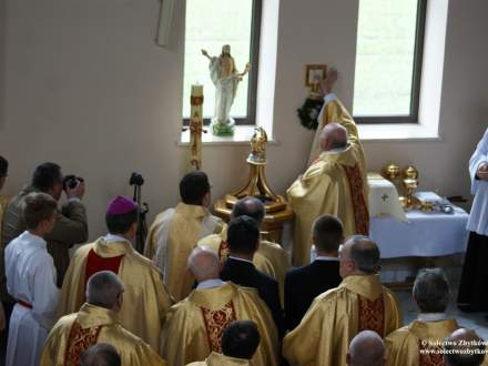 Uroczysta konsekracja kościoła w Zbytkowie