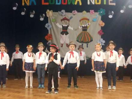 Na ludową nutę fot. Archiwum Przedszkola