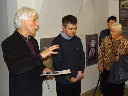 Wernisaż wystawy - Galeria Wystaw Czasowych Muzeum Śląska Cieszyńskiego źródło gwiazdkacieszynska.pl