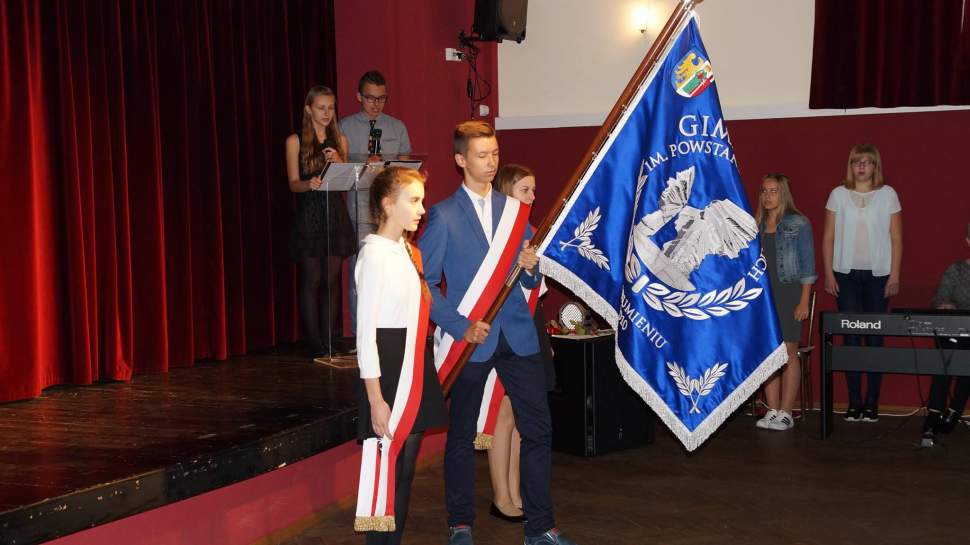 Pasowanie na gimnazjalistę