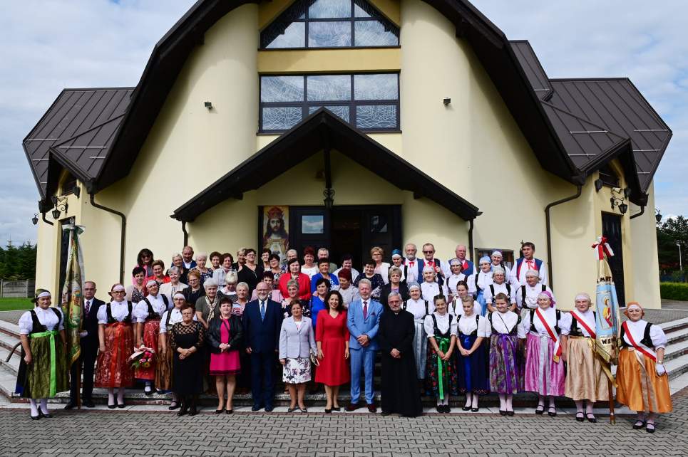 60 lat KGW Zabłocie - zdjęcie grupowe