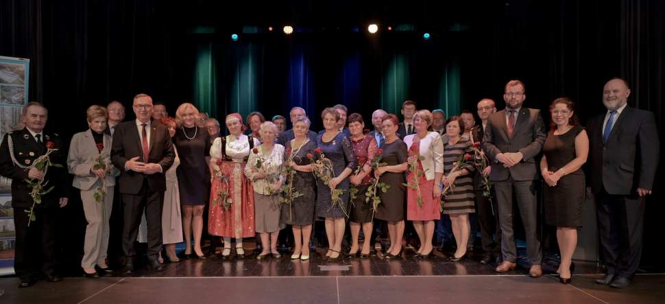 Zdjęcie grupowe - Zasłużeni 2020