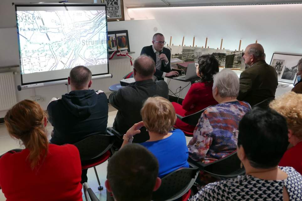 Wykład historyczny Wojciecha Kiełkowskiego w Galerii Pod Ratuszem
