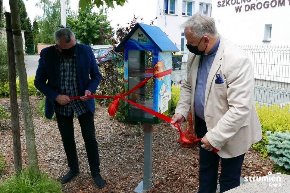 Otwarcie pierwszego "Domu Książki" w Drogomyślu