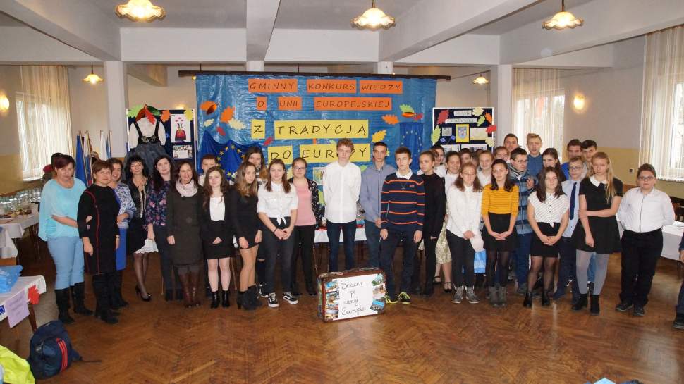 Konkurs o UE i gminie "Z tradycją do Europy"