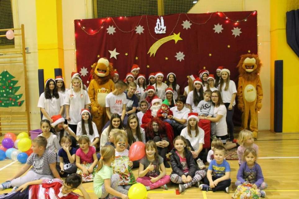 Mikołaj w strumieńskiej hali