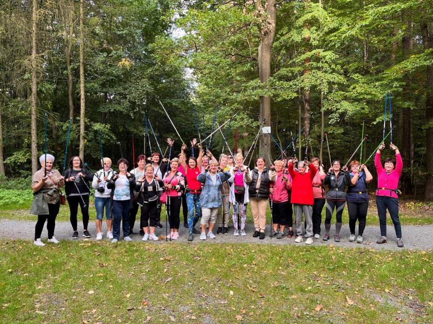 Marsz nordic walking we Vratimovie
