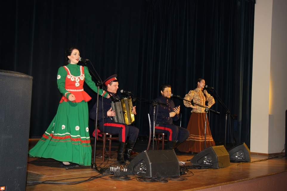 Kozackie melodie zagościły w Gminnym Centrum Integracji Wsi w Pruchnej