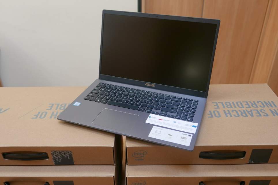 Nowe komputery dla uczniów